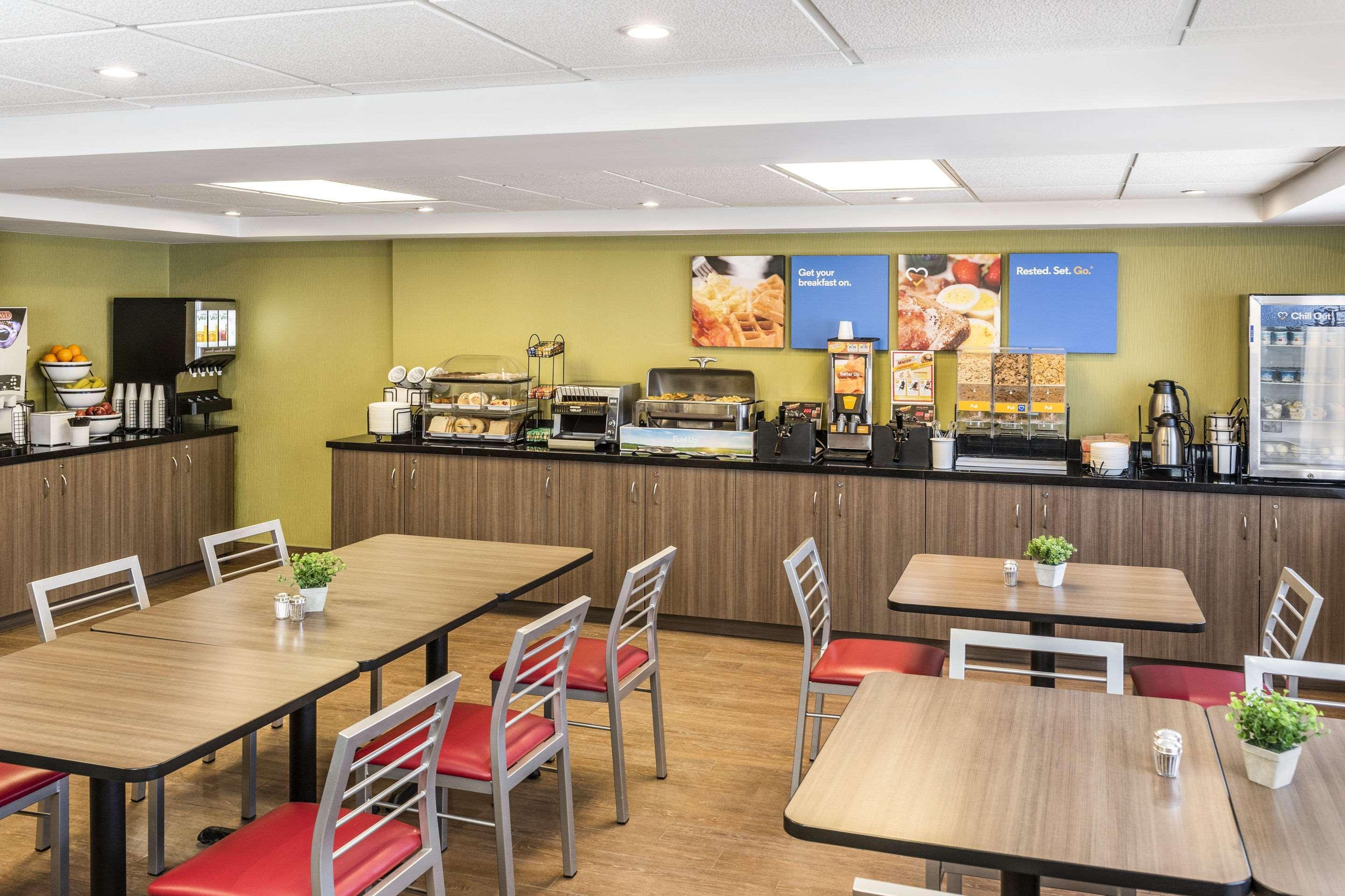 Comfort Inn Edmundston Exterior foto